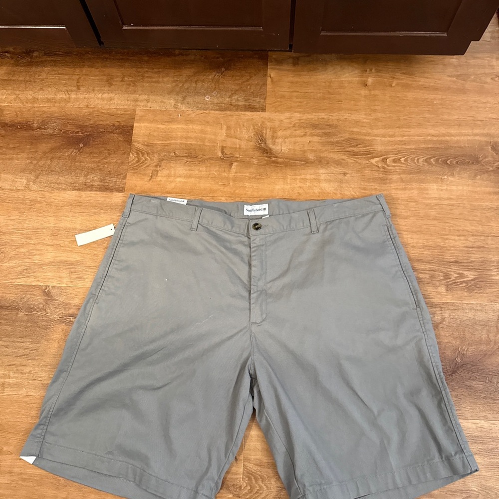 Saddlebred Men's Light Gray Flat Front Chino Shorts